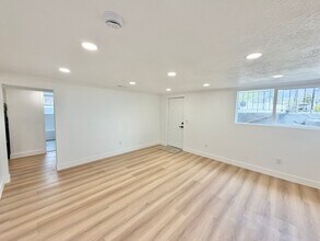 Building Photo - 651 N 800 W St