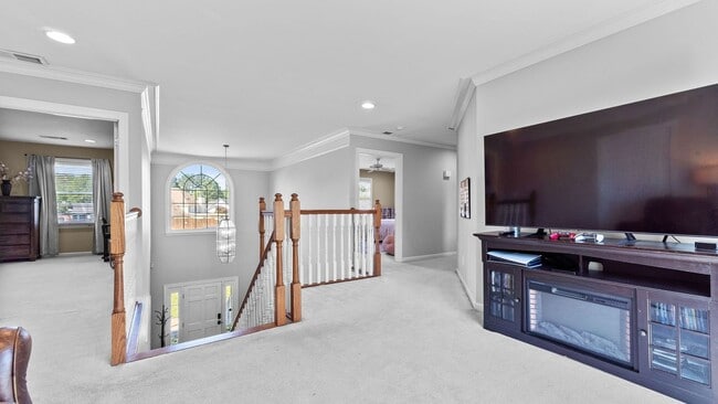 Building Photo - 1210 Auxford Ave
