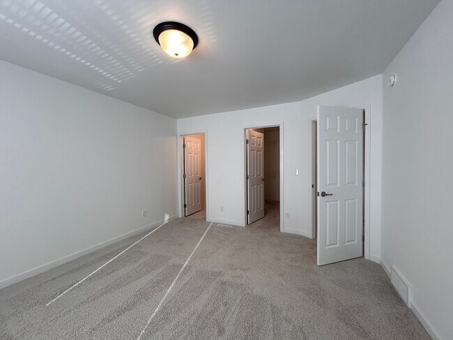 Building Photo - The Wilds Townhomes