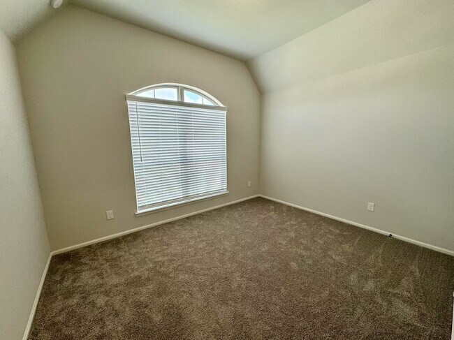 Building Photo - 31310 Wildflower Fld Ct
