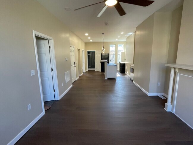 Building Photo - 7214 Meade St