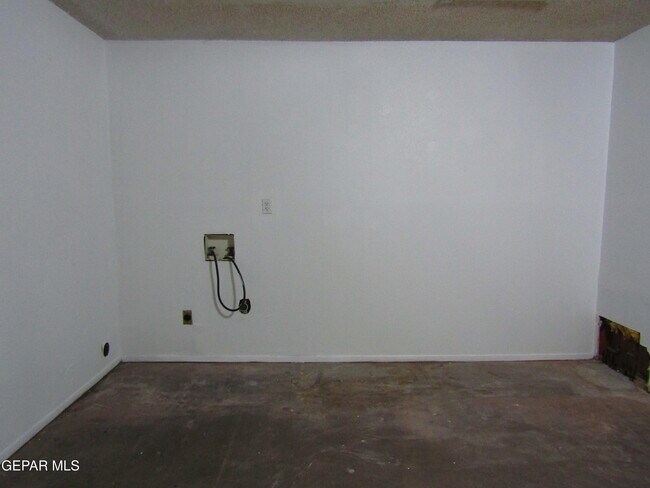 Building Photo - 1500 Babe Hiskey Ln