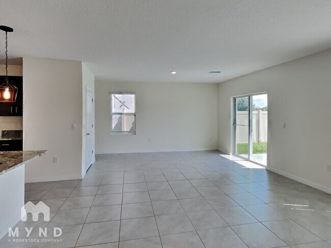 Building Photo - 33996 Jasper Stone Dr