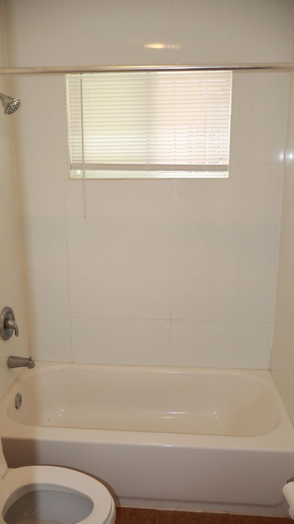 Building Photo - Single 2 bedrooms 2 baths house in San Diego CA.