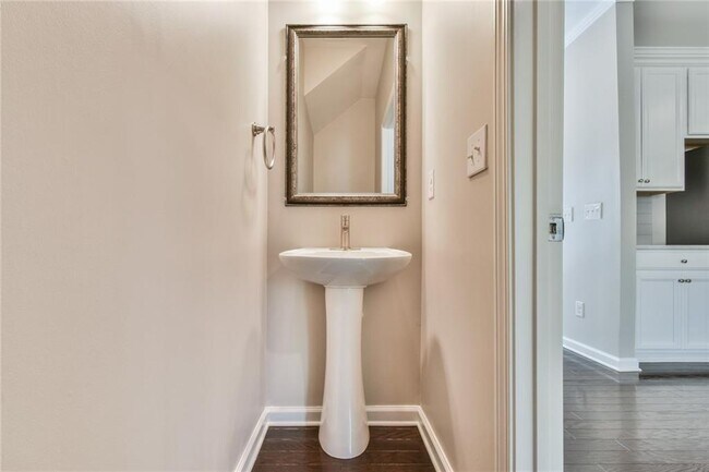 Building Photo - 354 Provenance Dr