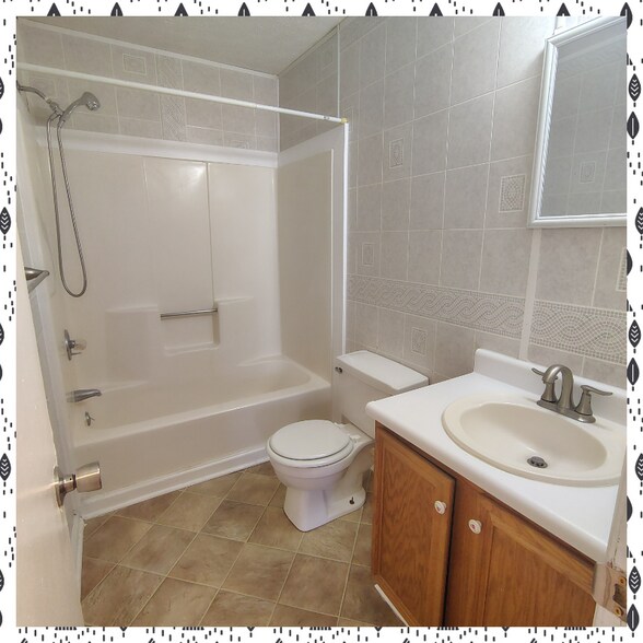 Building Photo - 22 Fonda Dr