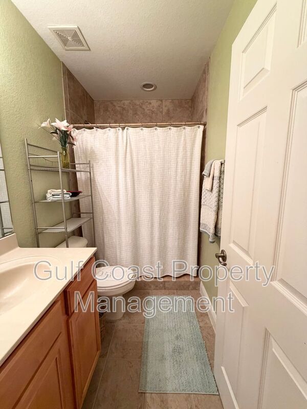 Building Photo - 17560 Brickstone Loop