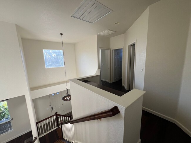 Building Photo - West Davis Four Bedroom Two Story Home ava...