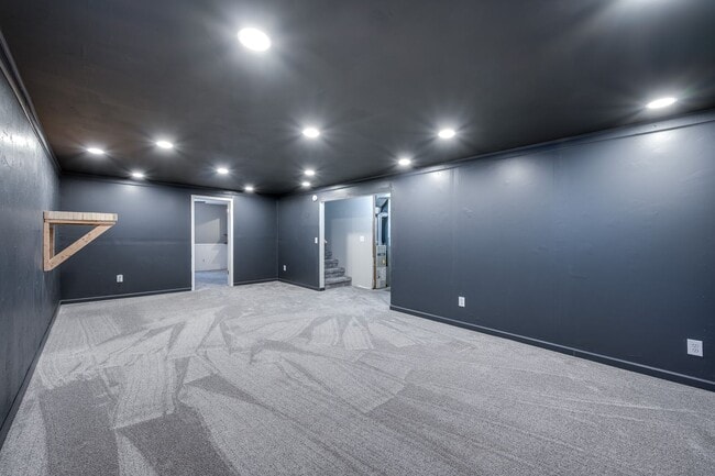 Building Photo - Charming, Partially Remodeled 4-Bedroom Ho...