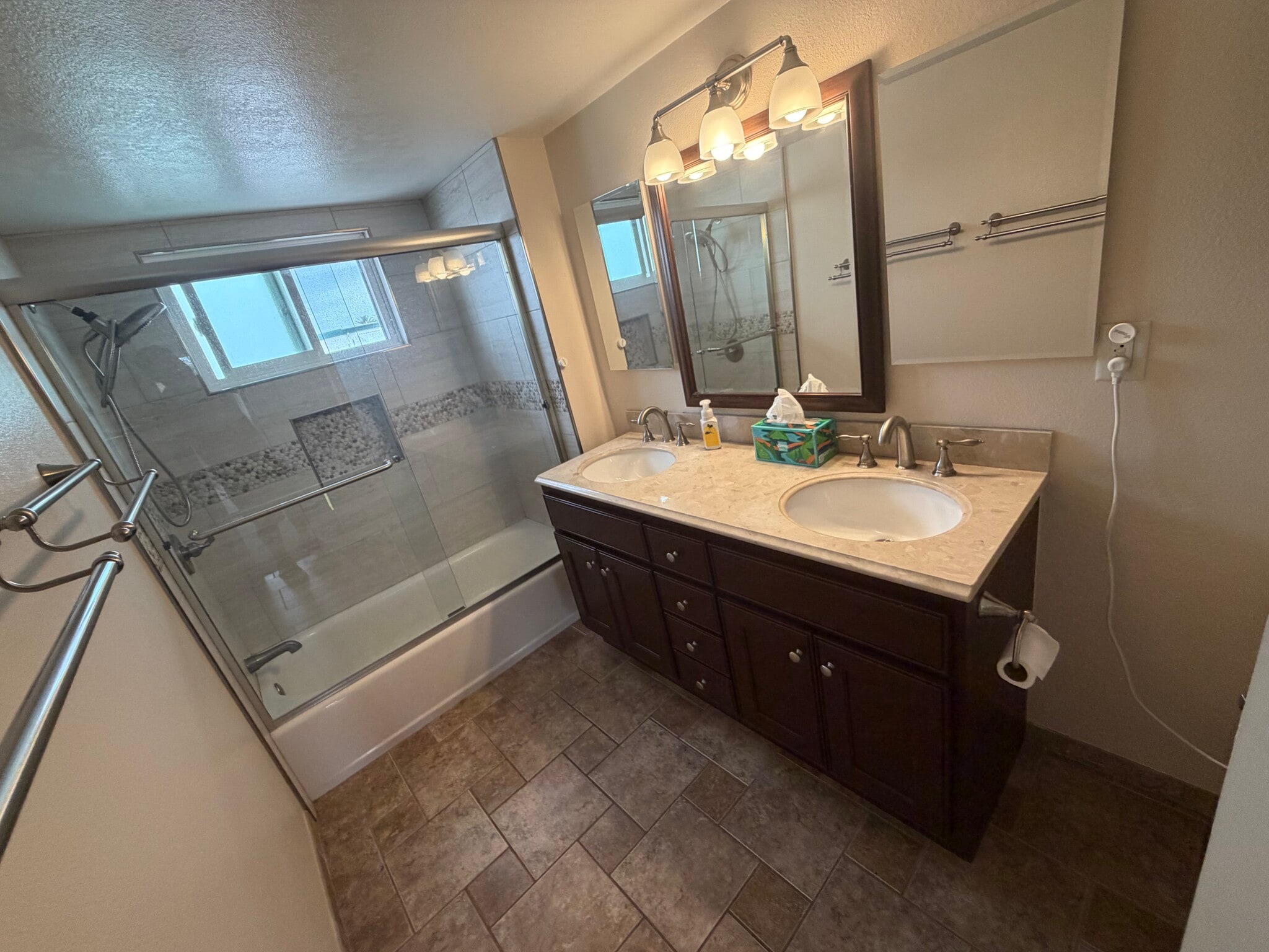 Building Photo - 5063 Argyle Dr