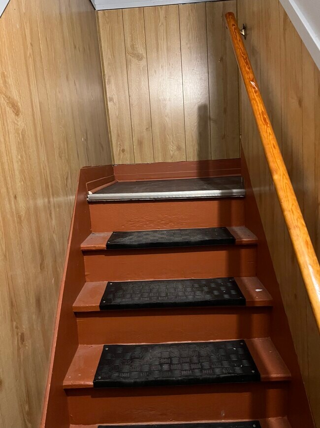 Building Photo - 375 Military Rd