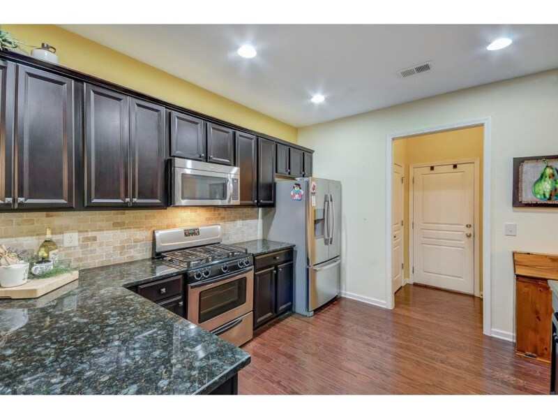 Building Photo - 6035 Falls Landing Dr