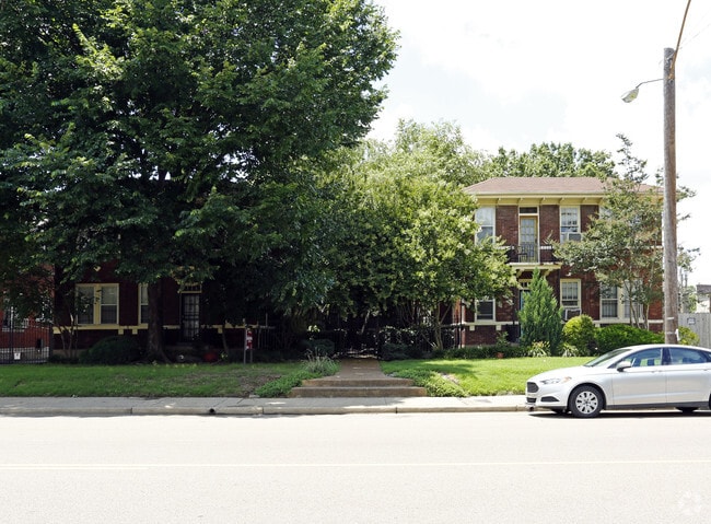 Building Photo - 23 S McLean Blvd