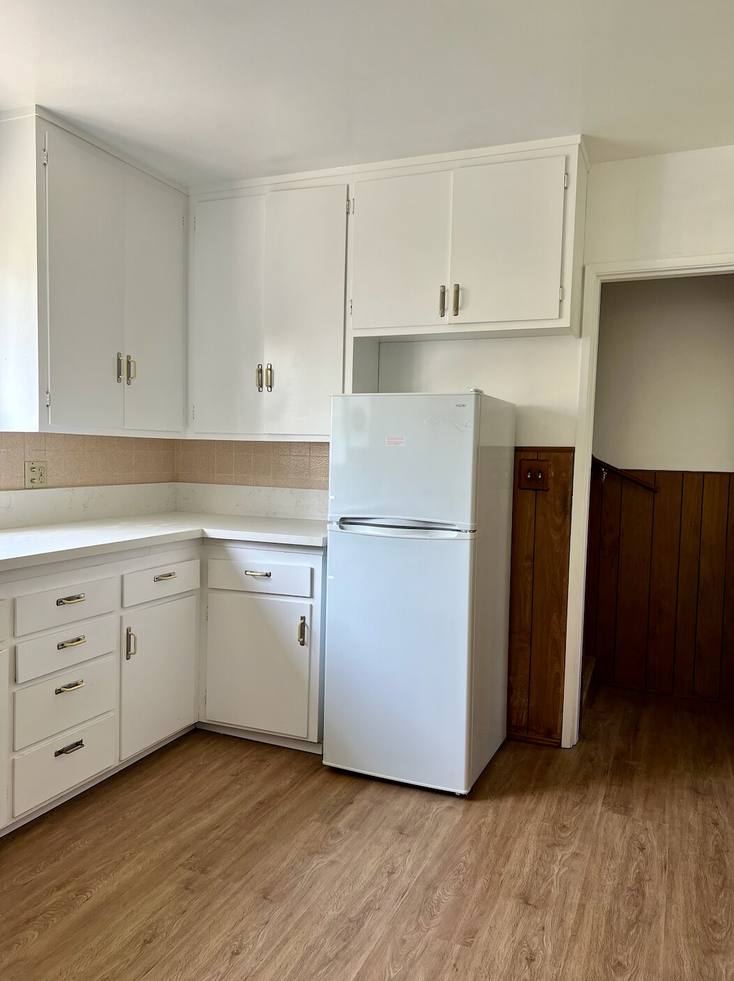 Kitchen - 1641 Maltman Ave