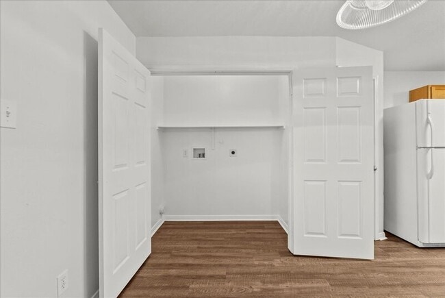 Building Photo - 5136 Caicos Calle