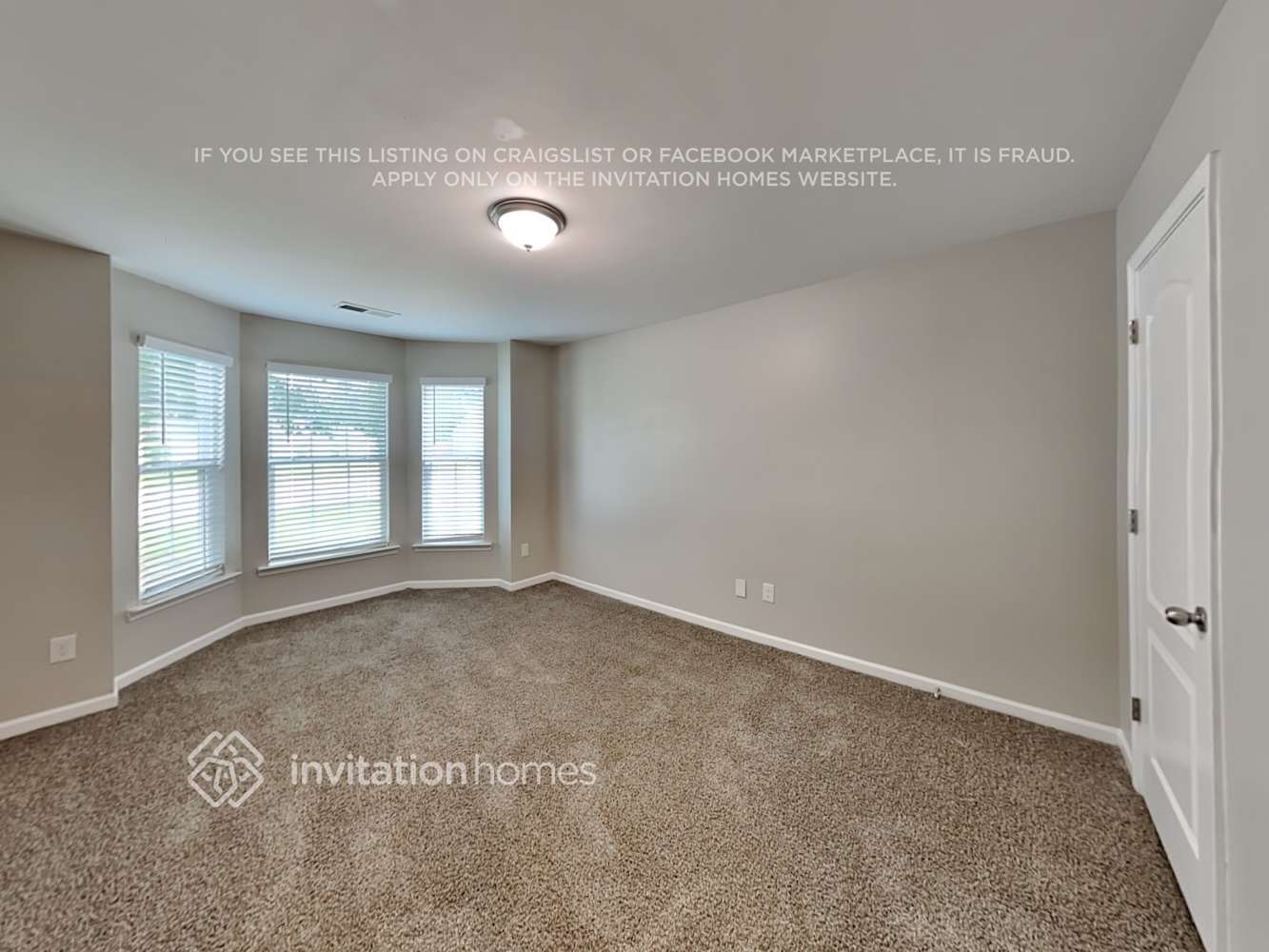 Building Photo - 1044 Southwood Dr