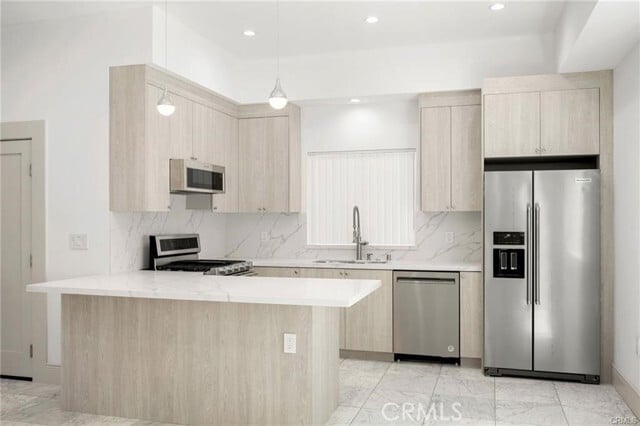 Building Photo - 13908 Collins St