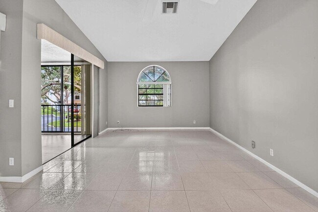 Building Photo - 5414 Venetia Ct