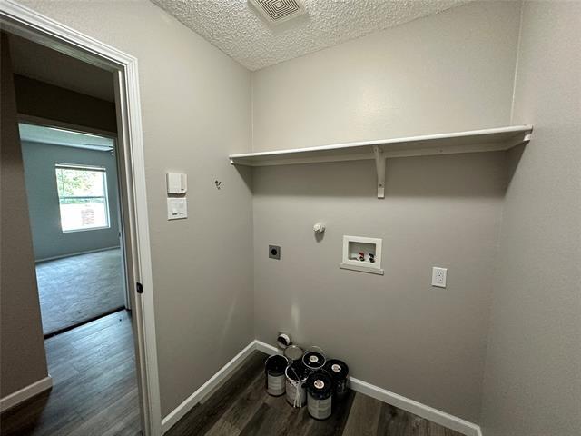 Building Photo - 2714 Kernville Dr
