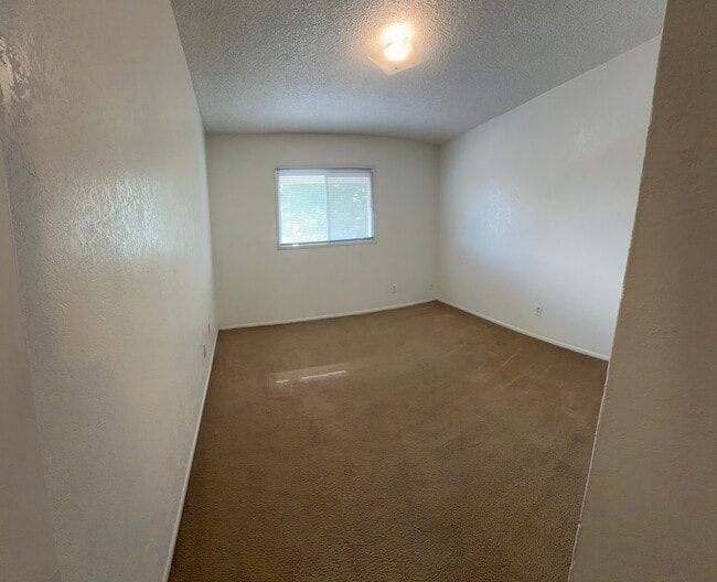 Building Photo - 4595 N 17th Ave