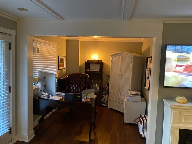 Building Photo - 7 Leighton Ct