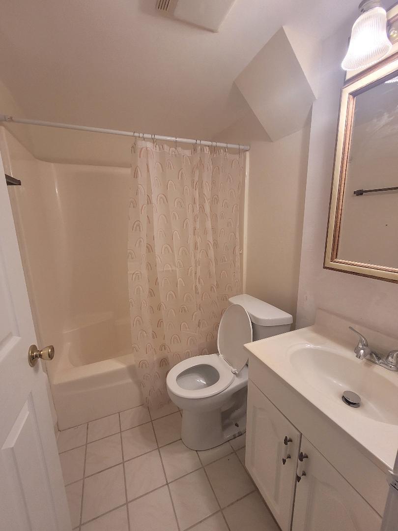 Building Photo - 7335 W 157th St