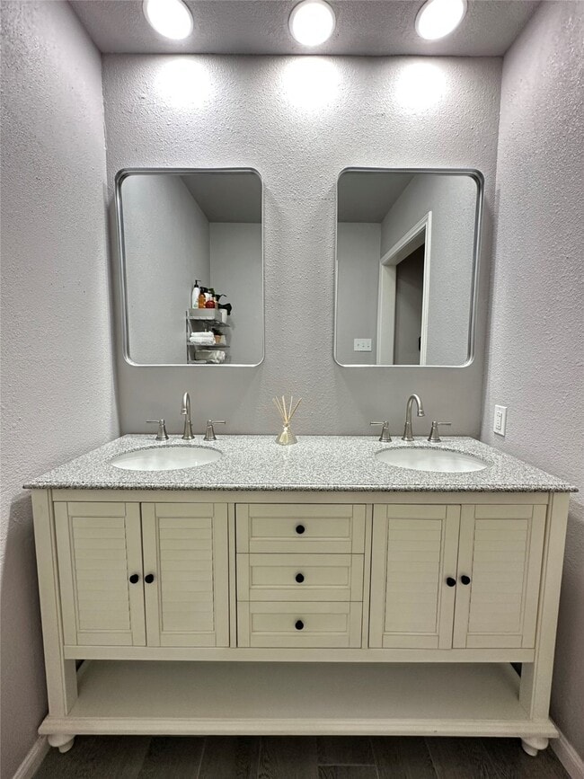 Building Photo - 19834 Arrowsmith Dr