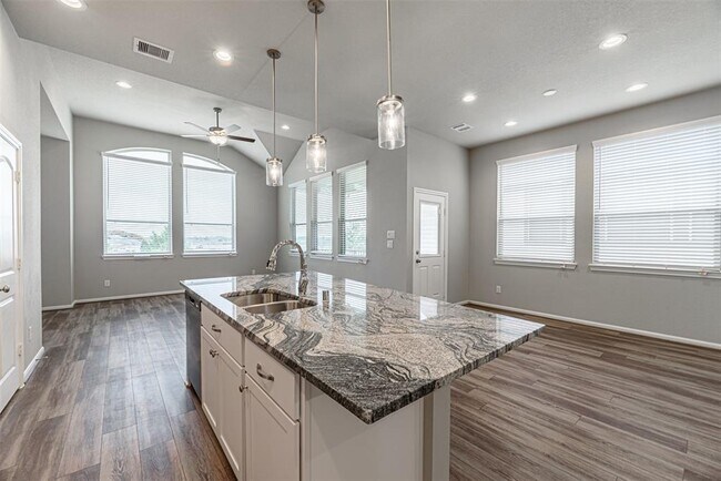 Building Photo - 16211 Northern Cardinal Ln