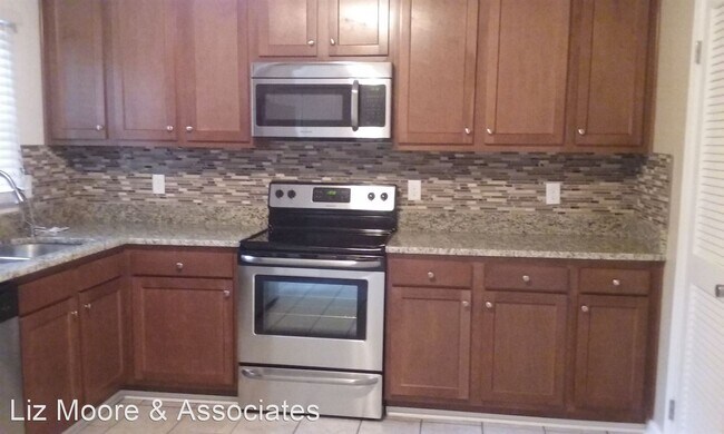 Building Photo - 2 br, 2.5 bath House - 344 Susan Constant ...