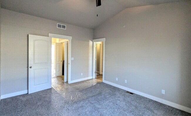 Building Photo - 4903 Northern Lights Dr