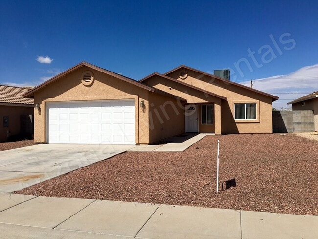 Primary Photo - HUALAPAI MOUNTAIN FOOTHILLS HOME