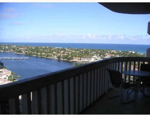 Building Photo - 19355 Turnberry Way