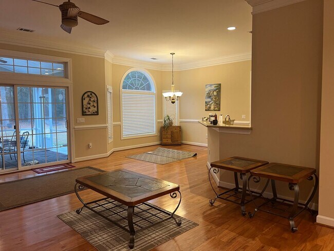 Building Photo - Baynard Park