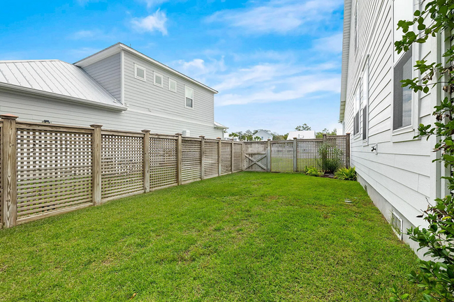 Building Photo - 166 Bayou Edge Landing