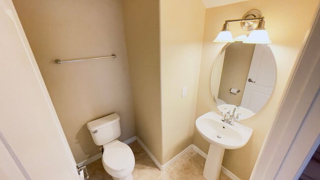 Building Photo - 3903 Oakington Pl