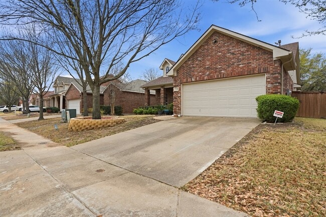 Building Photo - 7258 Summit Parc Dr