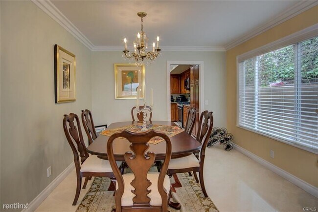 Building Photo - 3 br, 2 bath House - 450 Teakwood Ave