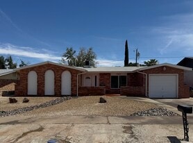 Building Photo - 4740 Tumbleweed Ave