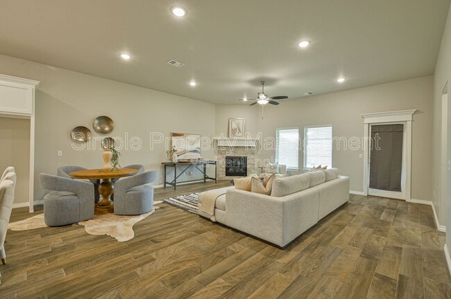 Building Photo - 3806 Palmetto Trail