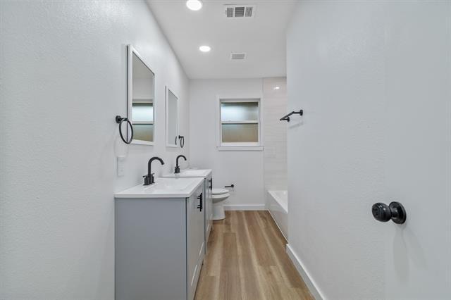 Building Photo - 733 Greenland Way