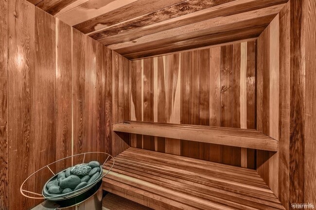 Building Photo - 1150 Fairway Ave