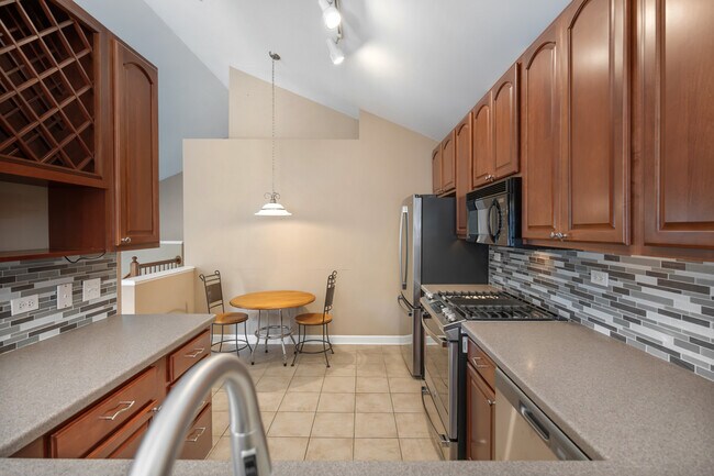 Building Photo - 919 Pheasant Trail