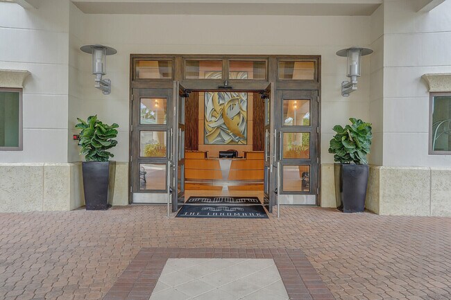 Building Photo - 3630 Gardens 901c Pky
