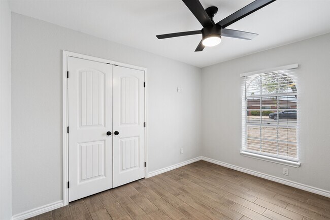 Building Photo - 108 Jaimie Way