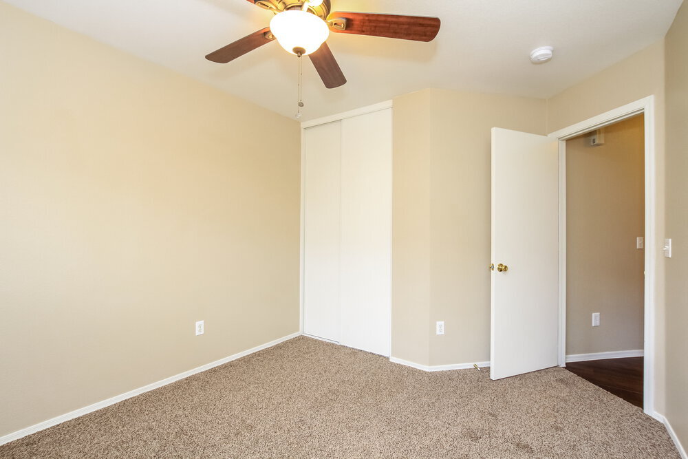 Building Photo - 15830 W Gelding Dr