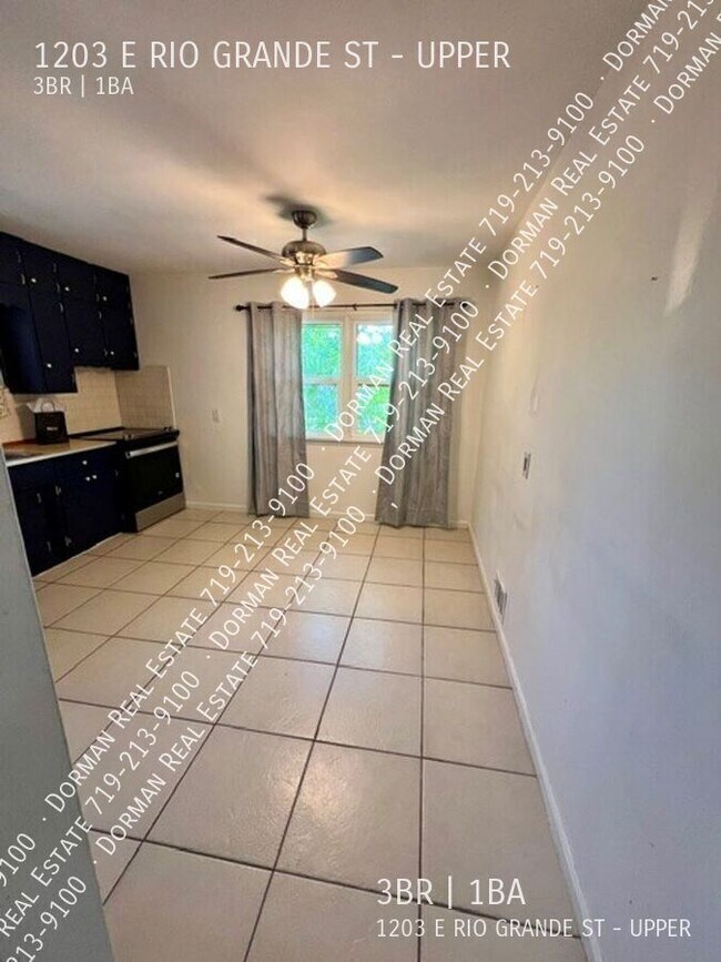 Building Photo - 1203 E Rio Grande St