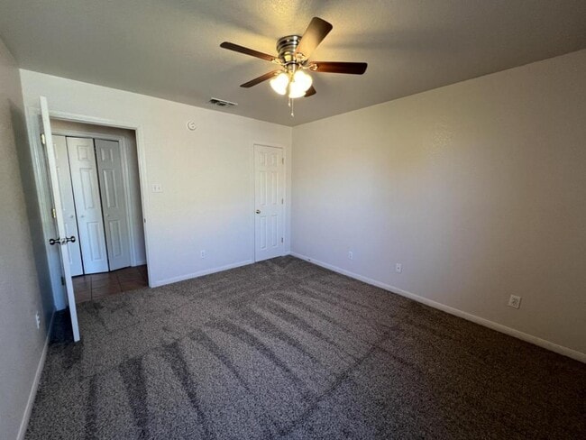 Building Photo - 3706 Dustin Ct