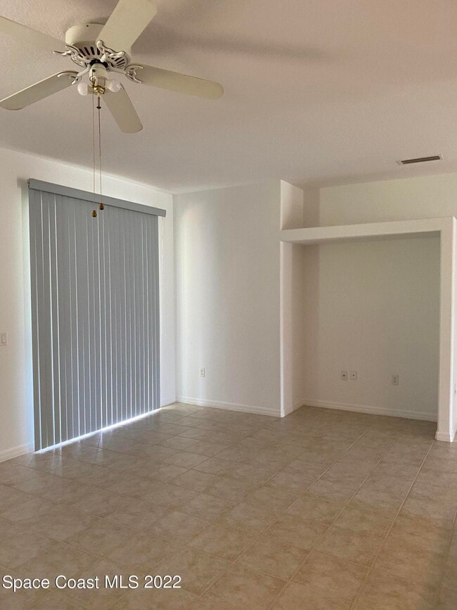 Building Photo - 1737 Fairlight St NW