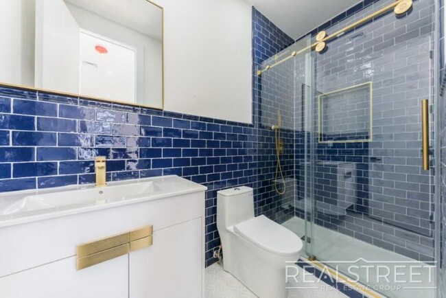 Building Photo - 2 bedroom in BROOKLYN NY 11233