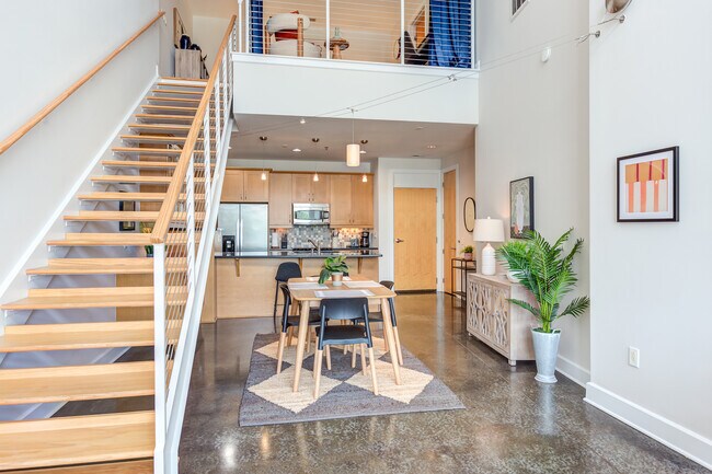 Building Photo - 2608 Erwin Rd